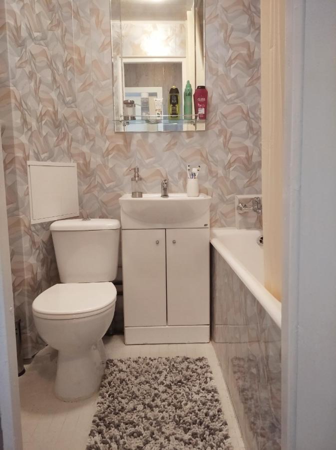 Apartmenti Saules Sturis Вентспилс Экстерьер фото